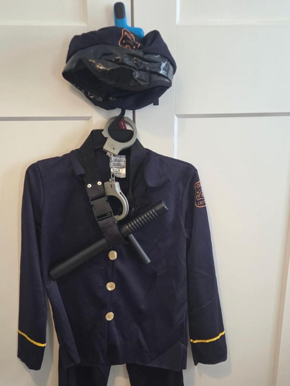 Spirit Halloween Boys Police Officer Costume for kids - Size Youth Large (10-12)